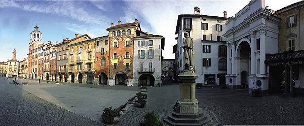 Savigliano - Piazza Santa Rosa